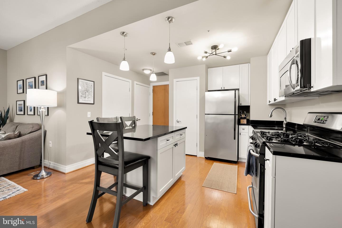 2120 VERMONT AVE NW #515, WASHINGTON, District Of Columbia 20001, 2 Bedrooms Bedrooms, ,2 BathroomsBathrooms,Residential,For sale,2120 VERMONT AVE NW #515,DCDC2173520 MLS # DCDC2173520