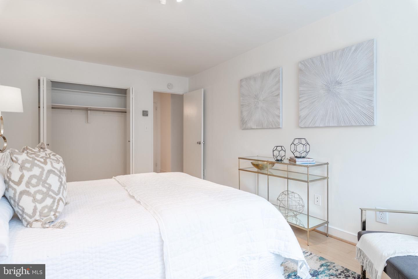 1330 NEW HAMPSHIRE AVE NW #201, WASHINGTON, District Of Columbia 20036, 1 Bedroom Bedrooms, ,1 BathroomBathrooms,Residential,For sale,1330 NEW HAMPSHIRE AVE NW #201,DCDC2173748 MLS # DCDC2173748