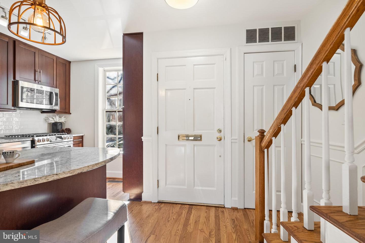 1317 PRINCE ST, ALEXANDRIA, Virginia 22314, 2 Bedrooms Bedrooms, ,1 BathroomBathrooms,Residential,For sale,1317 PRINCE ST,VAAX2039612 MLS # VAAX2039612