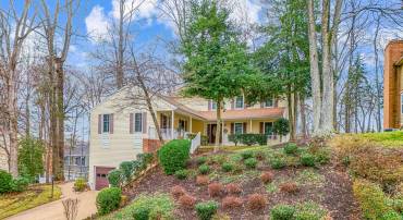 15618 RHAME DR, DUMFRIES, Virginia 22025, 4 Bedrooms Bedrooms, ,2 BathroomsBathrooms,Residential,For sale,15618 RHAME DR,VAPW2084898 MLS # VAPW2084898