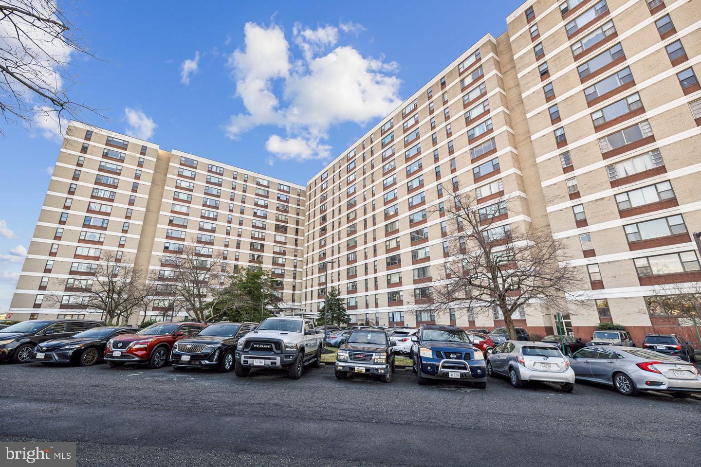 4600 DUKE ST #630, ALEXANDRIA, Virginia 22304, 1 Bedroom Bedrooms, ,1 BathroomBathrooms,Residential,For sale,4600 DUKE ST #630,VAAX2040268 MLS # VAAX2040268