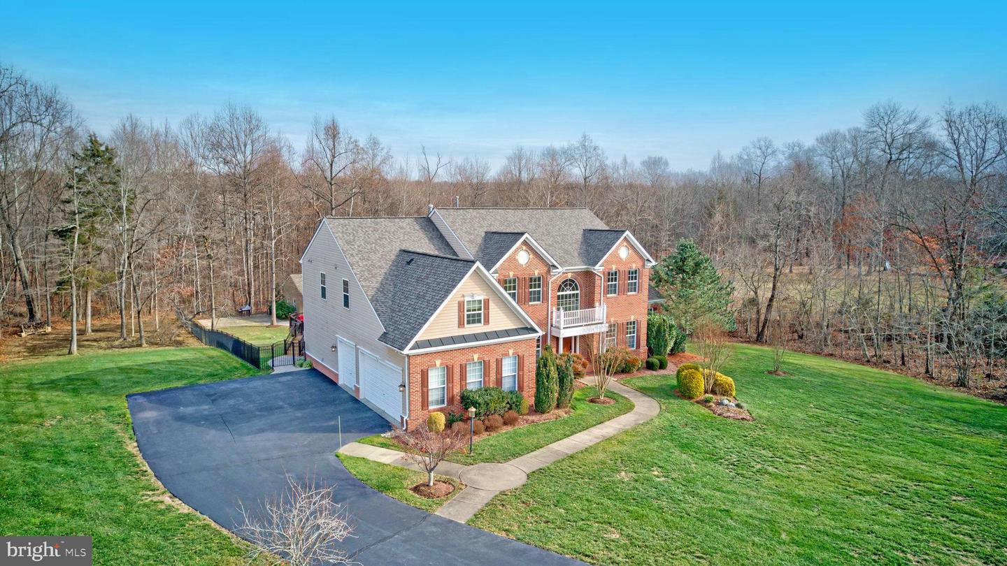 27002 ROAN CT, CHANTILLY, Virginia 20152, 5 Bedrooms Bedrooms, ,4 BathroomsBathrooms,Residential,For sale,27002 ROAN CT,VALO2085520 MLS # VALO2085520