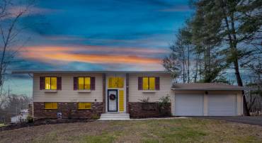 7277 STUART CIR, WARRENTON, Virginia 20187, 5 Bedrooms Bedrooms, ,3 BathroomsBathrooms,Residential,For sale,7277 STUART CIR,VAFQ2015030 MLS # VAFQ2015030