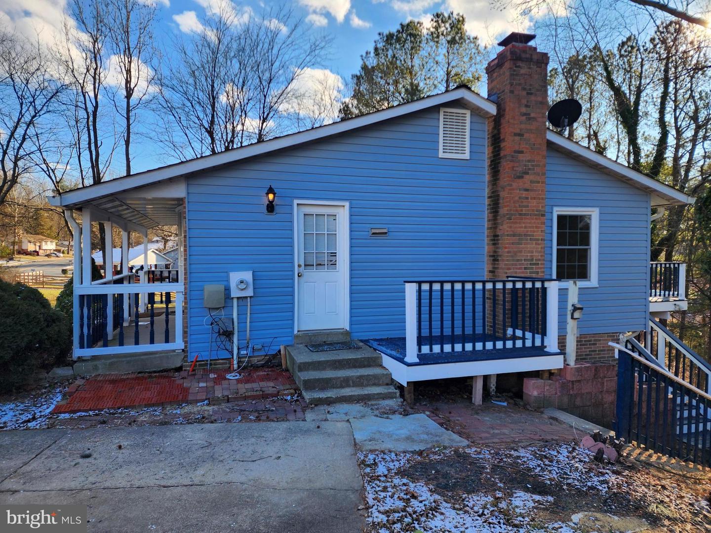 12414 COLBY DR, WOODBRIDGE, Virginia 22192, 5 Bedrooms Bedrooms, 8 Rooms Rooms,3 BathroomsBathrooms,Residential,For sale,12414 COLBY DR,VAPW2085236 MLS # VAPW2085236