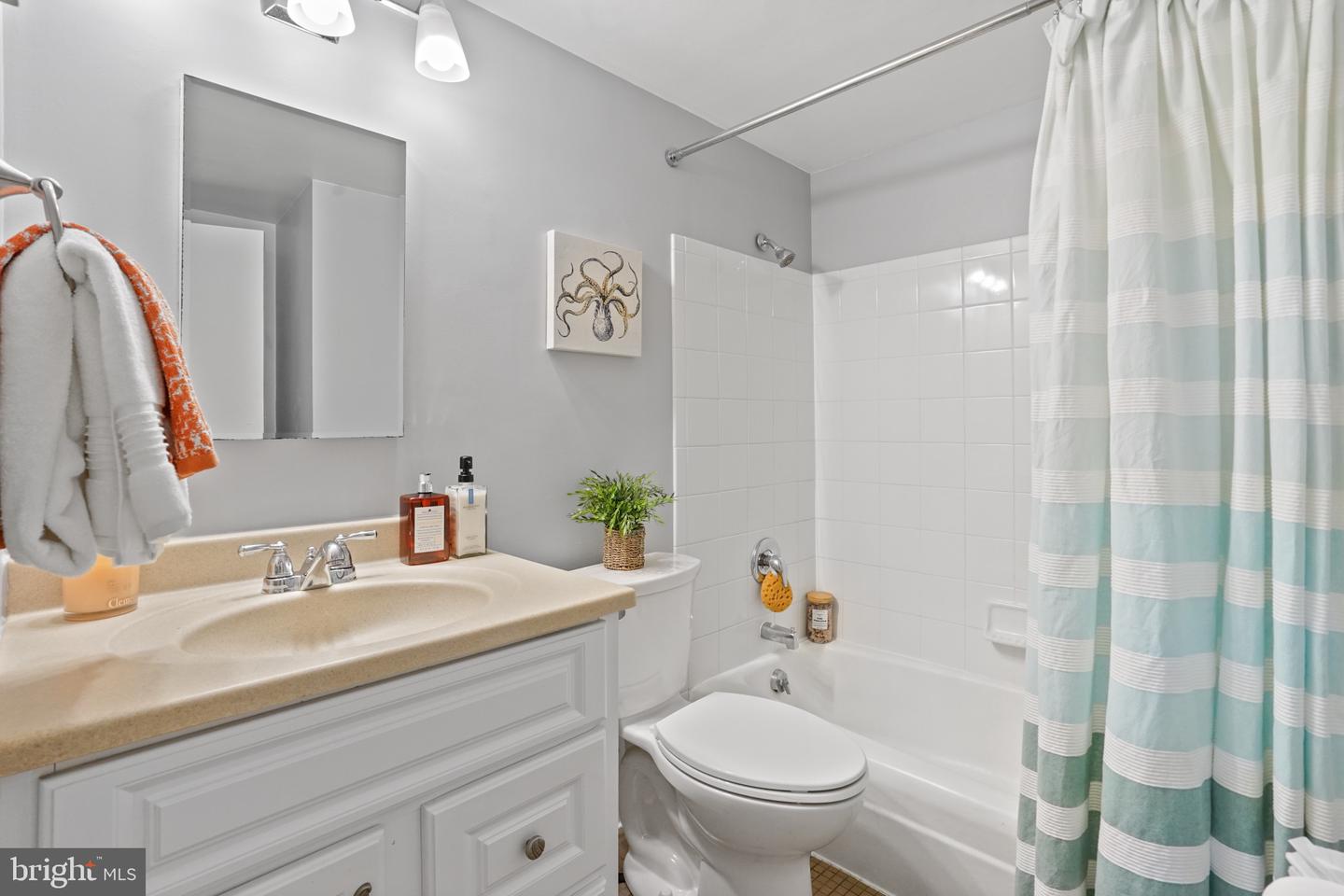 1435 4TH ST SW #B107, WASHINGTON, District Of Columbia 20024, 1 Bedroom Bedrooms, ,1 BathroomBathrooms,Residential,For sale,1435 4TH ST SW #B107,DCDC2173290 MLS # DCDC2173290