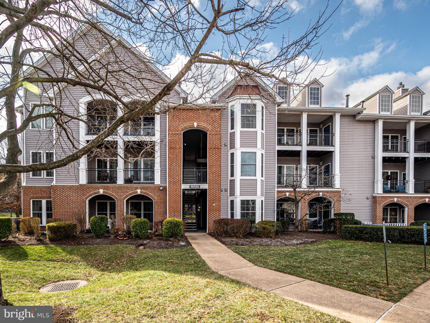 46588 DRYSDALE TER #301, STERLING, Virginia 20165, 2 Bedrooms Bedrooms, ,2 BathroomsBathrooms,Residential,For sale,46588 DRYSDALE TER #301,VALO2085996 MLS # VALO2085996