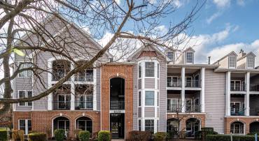 46588 DRYSDALE TER #301, STERLING, Virginia 20165, 2 Bedrooms Bedrooms, ,2 BathroomsBathrooms,Residential,For sale,46588 DRYSDALE TER #301,VALO2085996 MLS # VALO2085996