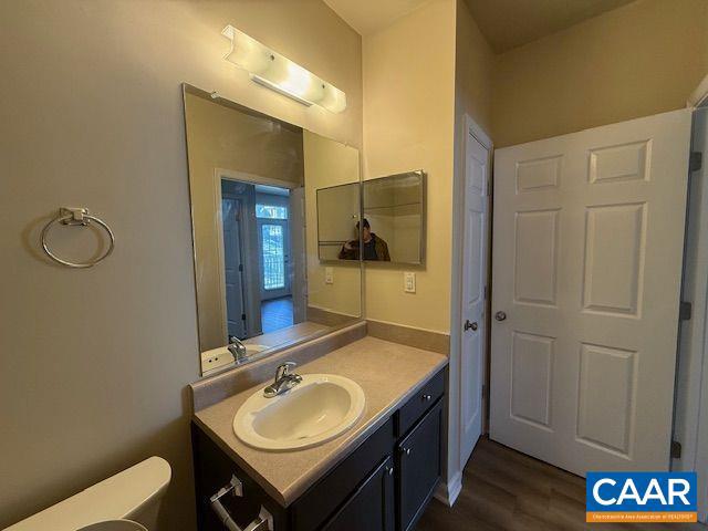 1075 WEYBRIDGE CT #306, CHARLOTTESVILLE, Virginia 22911, 1 Bedroom Bedrooms, ,1 BathroomBathrooms,Residential,For sale,1075 WEYBRIDGE CT #306,659895 MLS # 659895