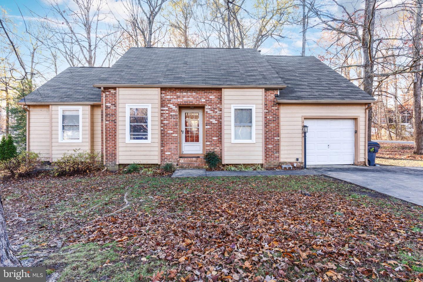 10801 CRESTWOOD DR, SPOTSYLVANIA, Virginia 22553, 3 Bedrooms Bedrooms, ,2 BathroomsBathrooms,Residential,For sale,10801 CRESTWOOD DR,VASP2029200 MLS # VASP2029200