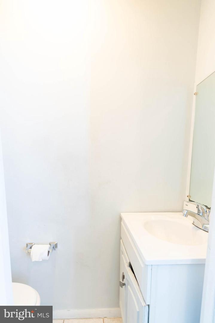 4916 7TH ST NW, WASHINGTON, District Of Columbia 20011, 4 Bedrooms Bedrooms, 4 Rooms Rooms,2 BathroomsBathrooms,Residential,For sale,4916 7TH ST NW,DCDC2173436 MLS # DCDC2173436