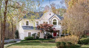 12106 WALNUT BRANCH RD, RESTON, Virginia 20194, 5 Bedrooms Bedrooms, ,4 BathroomsBathrooms,Residential,For sale,12106 WALNUT BRANCH RD,VAFX2212454 MLS # VAFX2212454