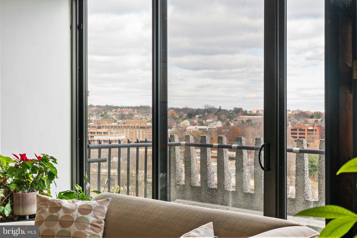 2700 VIRGINIA AVE NW #1209, WASHINGTON, District Of Columbia 20037, 1 Bedroom Bedrooms, ,1 BathroomBathrooms,Residential,For sale,2700 VIRGINIA AVE NW #1209,DCDC2172398 MLS # DCDC2172398