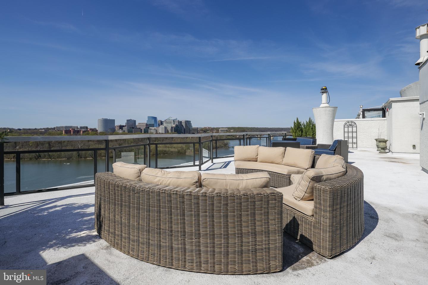 2700 VIRGINIA AVE NW #1209, WASHINGTON, District Of Columbia 20037, 1 Bedroom Bedrooms, ,1 BathroomBathrooms,Residential,For sale,2700 VIRGINIA AVE NW #1209,DCDC2172398 MLS # DCDC2172398