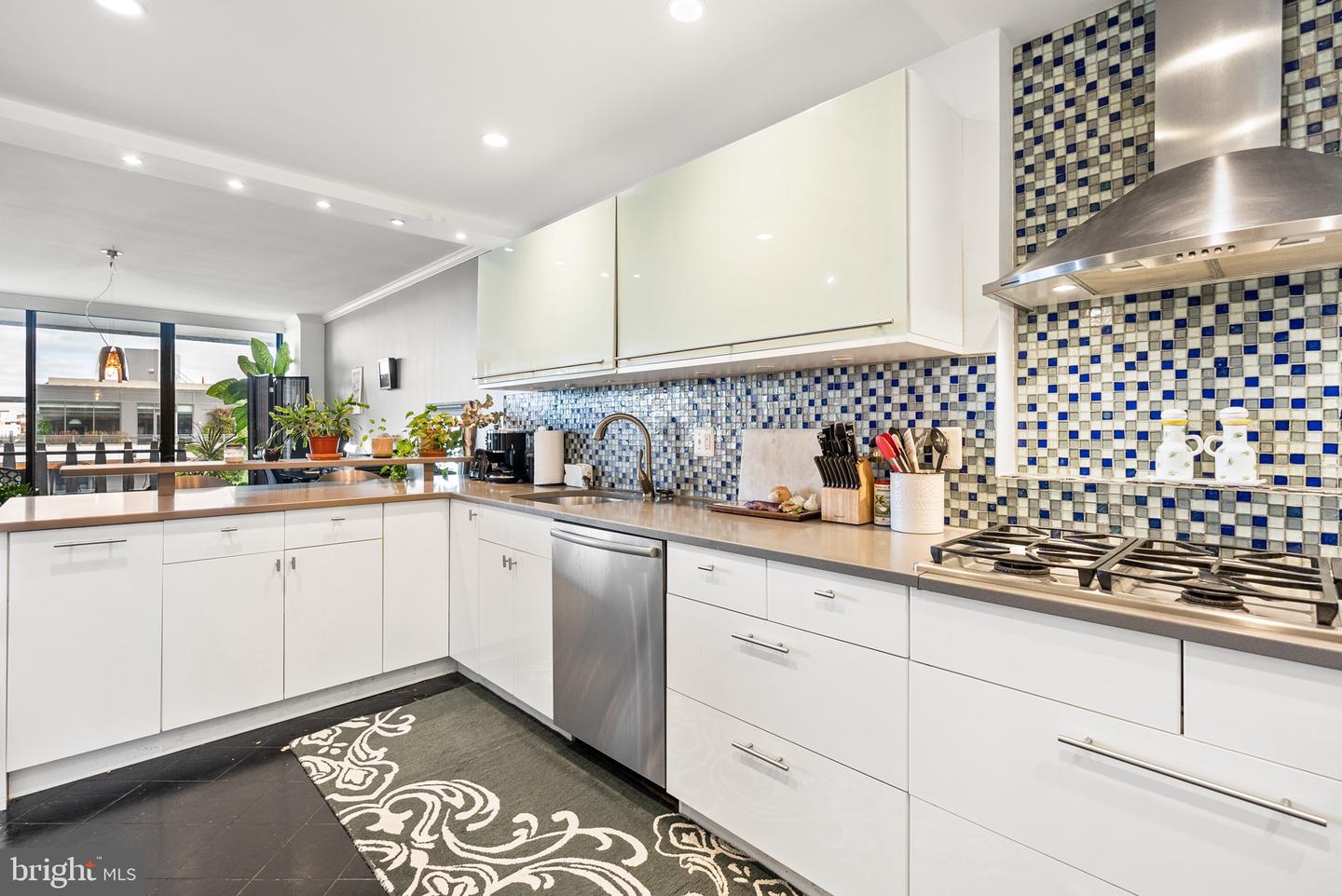 2700 VIRGINIA AVE NW #1209, WASHINGTON, District Of Columbia 20037, 1 Bedroom Bedrooms, ,1 BathroomBathrooms,Residential,For sale,2700 VIRGINIA AVE NW #1209,DCDC2172398 MLS # DCDC2172398