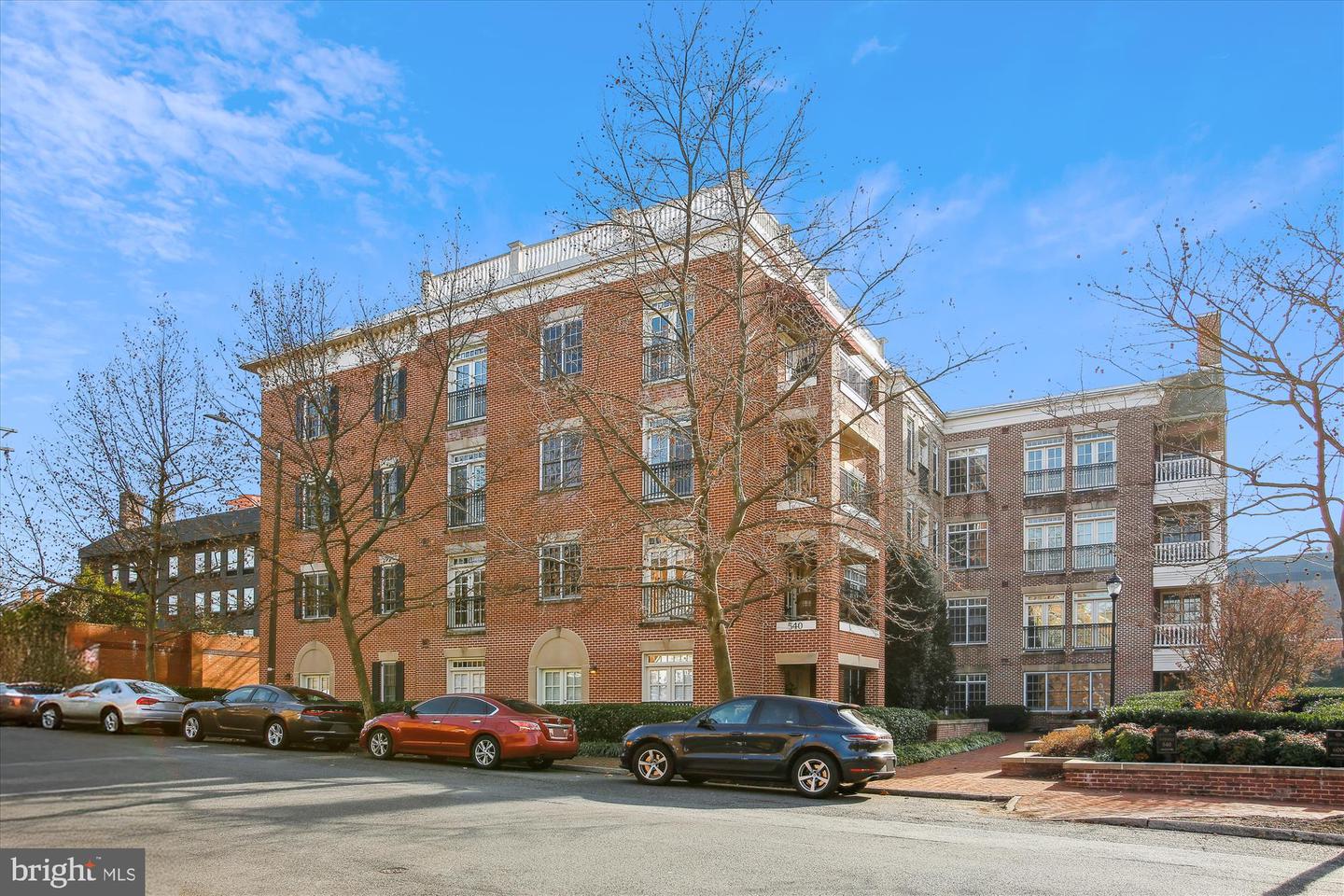 540 SECOND ST #204, ALEXANDRIA, Virginia 22314, 2 Bedrooms Bedrooms, ,2 BathroomsBathrooms,Residential,For sale,540 SECOND ST #204,VAAX2040354 MLS # VAAX2040354