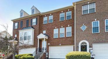 7644 AUDUBON MEADOW WAY, ALEXANDRIA, Virginia 22306, 3 Bedrooms Bedrooms, ,3 BathroomsBathrooms,Residential,For sale,7644 AUDUBON MEADOW WAY,VAFX2215758 MLS # VAFX2215758