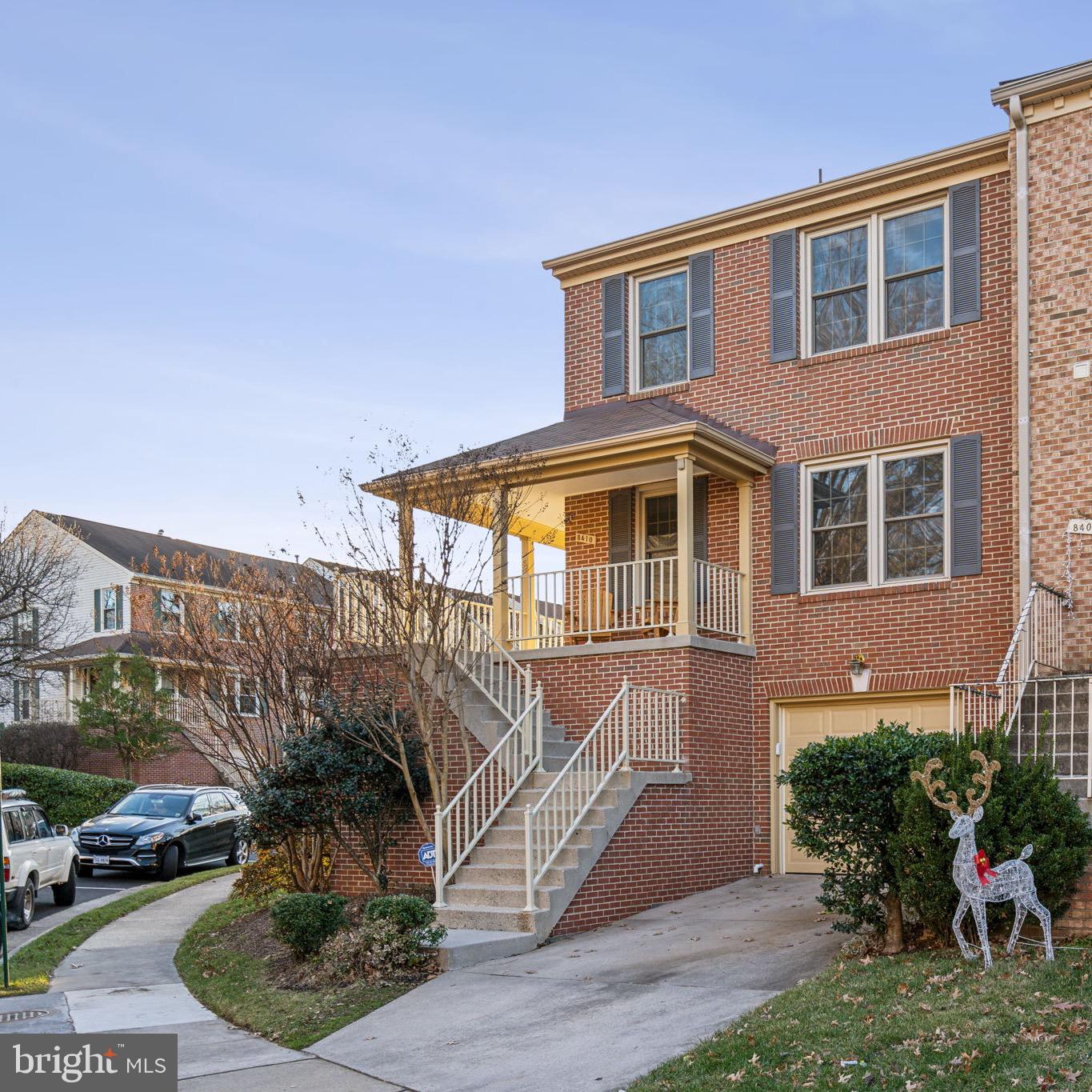 8410 MILLWOOD DR, SPRINGFIELD, Virginia 22152, 3 Bedrooms Bedrooms, ,2 BathroomsBathrooms,Residential,For sale,8410 MILLWOOD DR,VAFX2215910 MLS # VAFX2215910