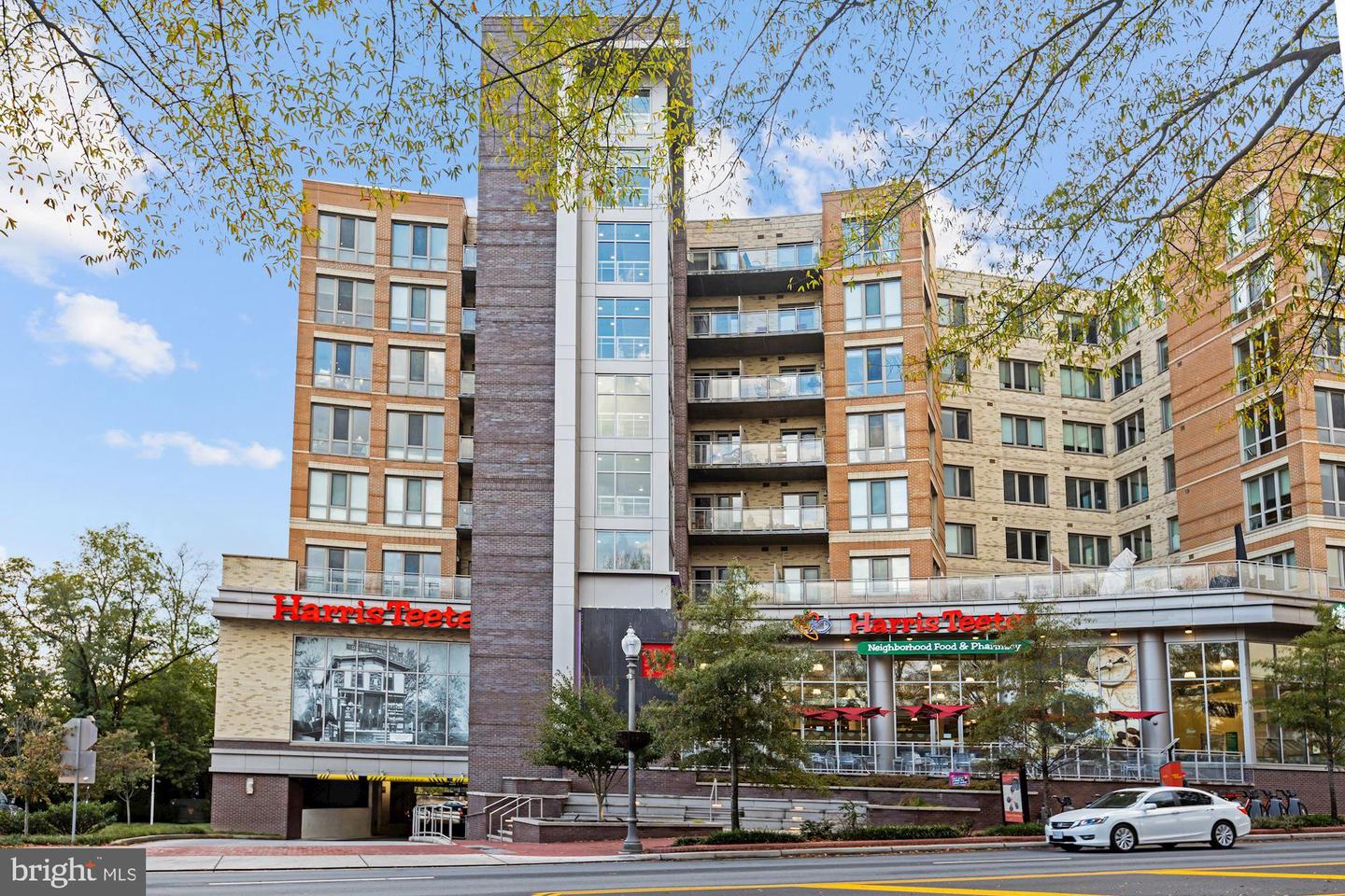 444 W BROAD ST #522, FALLS CHURCH, Virginia 22046, 1 Bedroom Bedrooms, ,1 BathroomBathrooms,Residential,For sale,444 W BROAD ST #522,VAFA2002680 MLS # VAFA2002680