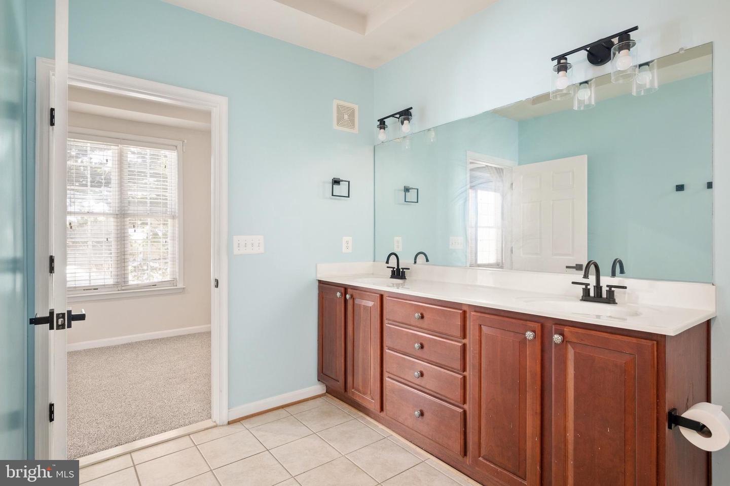 7120 MASON GROVE CT #33, ALEXANDRIA, Virginia 22306, 3 Bedrooms Bedrooms, ,2 BathroomsBathrooms,Residential,For sale,7120 MASON GROVE CT #33,VAFX2216688 MLS # VAFX2216688