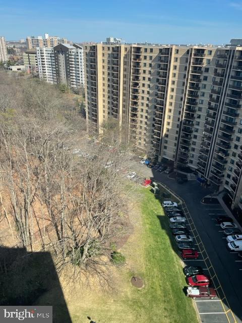 205 YOAKUM PKWY #1825, ALEXANDRIA, Virginia 22304, 3 Bedrooms Bedrooms, ,2 BathroomsBathrooms,Residential,For sale,205 YOAKUM PKWY #1825,VAAX2040532 MLS # VAAX2040532