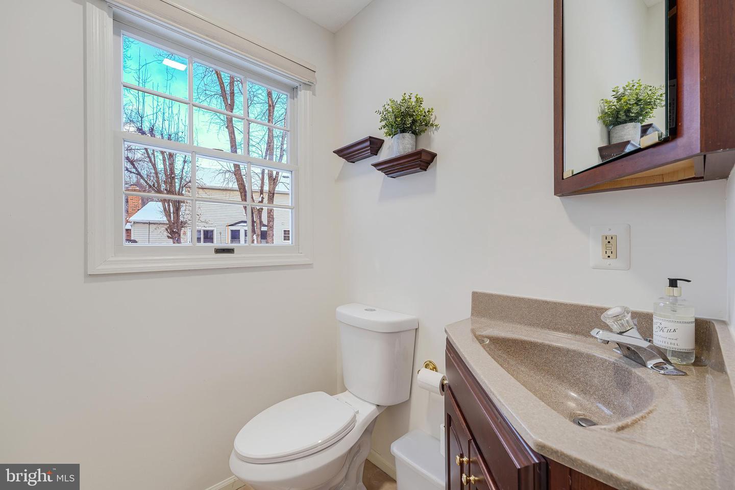 12604 NOBLE VICTORY LN, RESTON, Virginia 20191, 5 Bedrooms Bedrooms, ,3 BathroomsBathrooms,Residential,For sale,12604 NOBLE VICTORY LN,VAFX2216758 MLS # VAFX2216758