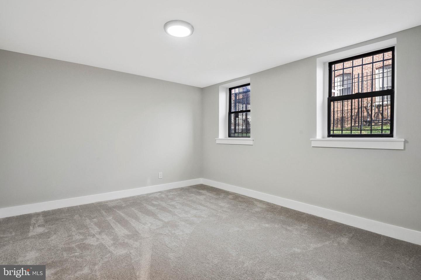 212-212 OAKWOOD ST SE #B5, WASHINGTON, District Of Columbia 20032, 1 Bedroom Bedrooms, ,1 BathroomBathrooms,Residential,For sale,212-212 OAKWOOD ST SE #B5,DCDC2174000 MLS # DCDC2174000