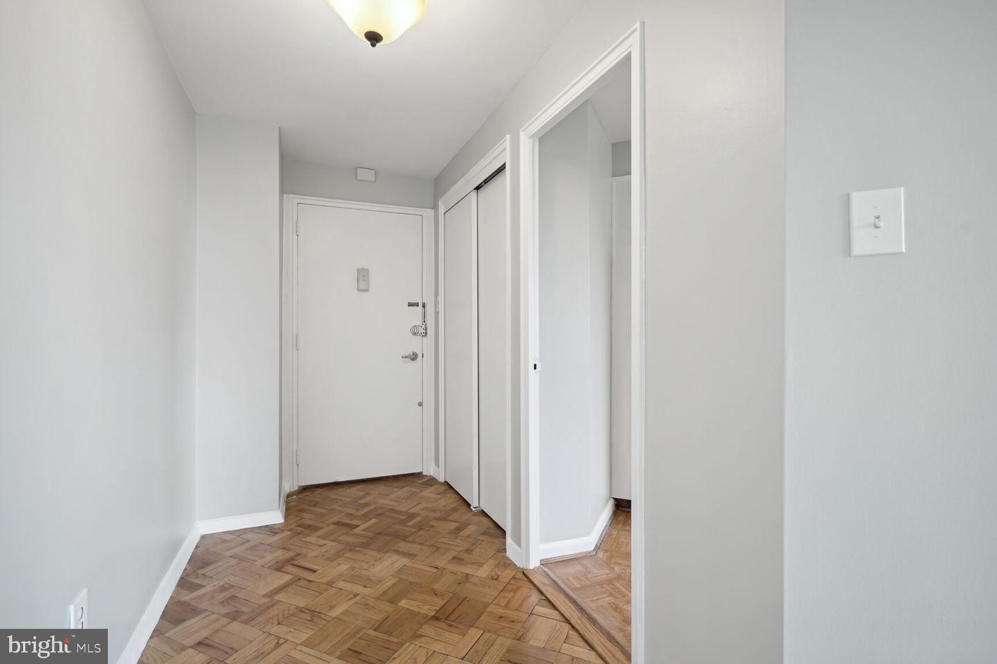 4740 CONNECTICUT AVE NW #1002, WASHINGTON, District Of Columbia 20008, 2 Bedrooms Bedrooms, ,2 BathroomsBathrooms,Residential,For sale,4740 CONNECTICUT AVE NW #1002,DCDC2146680 MLS # DCDC2146680