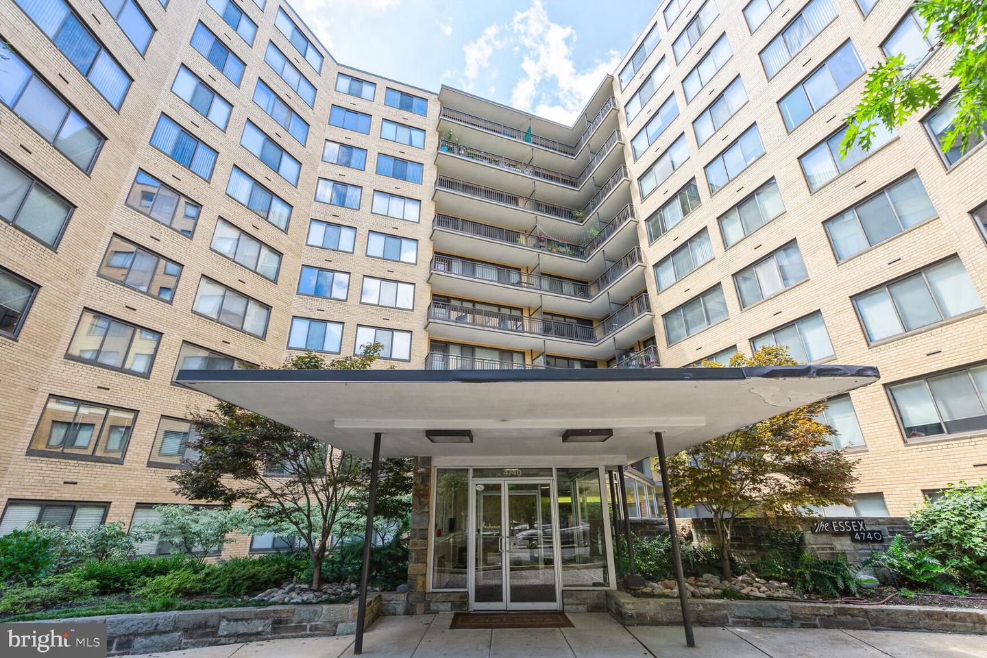 4740 CONNECTICUT AVE NW #1002, WASHINGTON, District Of Columbia 20008, 2 Bedrooms Bedrooms, ,2 BathroomsBathrooms,Residential,For sale,4740 CONNECTICUT AVE NW #1002,DCDC2146680 MLS # DCDC2146680