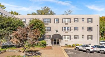 2030 N VERMONT ST #301, ARLINGTON, Virginia 22207, 1 Bedroom Bedrooms, ,1 BathroomBathrooms,Residential,For sale,2030 N VERMONT ST #301,VAAR2050008 MLS # VAAR2050008