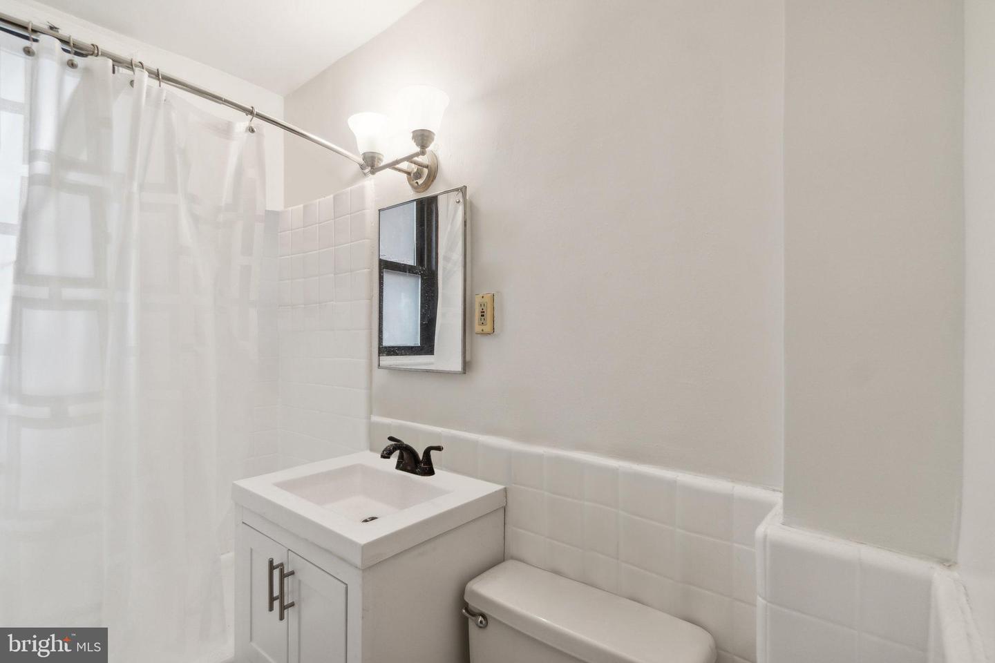 1010 25TH ST NW #506, WASHINGTON, District Of Columbia 20037, ,1 BathroomBathrooms,Residential,For sale,1010 25TH ST NW #506,DCDC2168936 MLS # DCDC2168936