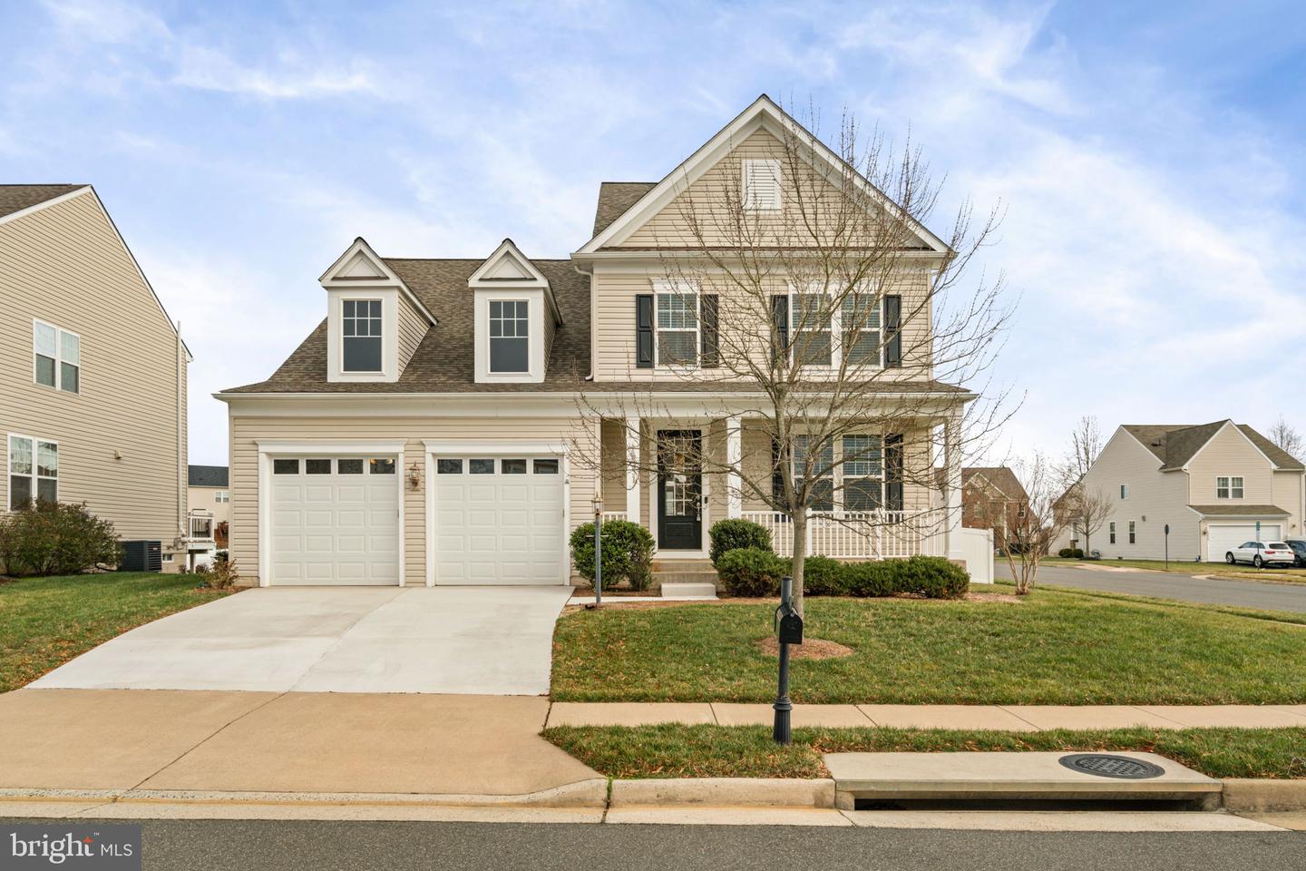 15231 JENNERETTE LN, WOODBRIDGE, Virginia 22193, 5 Bedrooms Bedrooms, ,3 BathroomsBathrooms,Residential,For sale,15231 JENNERETTE LN,VAPW2085330 MLS # VAPW2085330