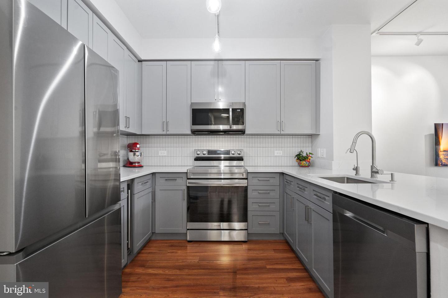 437 NEW YORK AVE NW #213, WASHINGTON, District Of Columbia 20001, 1 Bedroom Bedrooms, ,1 BathroomBathrooms,Residential,For sale,437 NEW YORK AVE NW #213,DCDC2173732 MLS # DCDC2173732