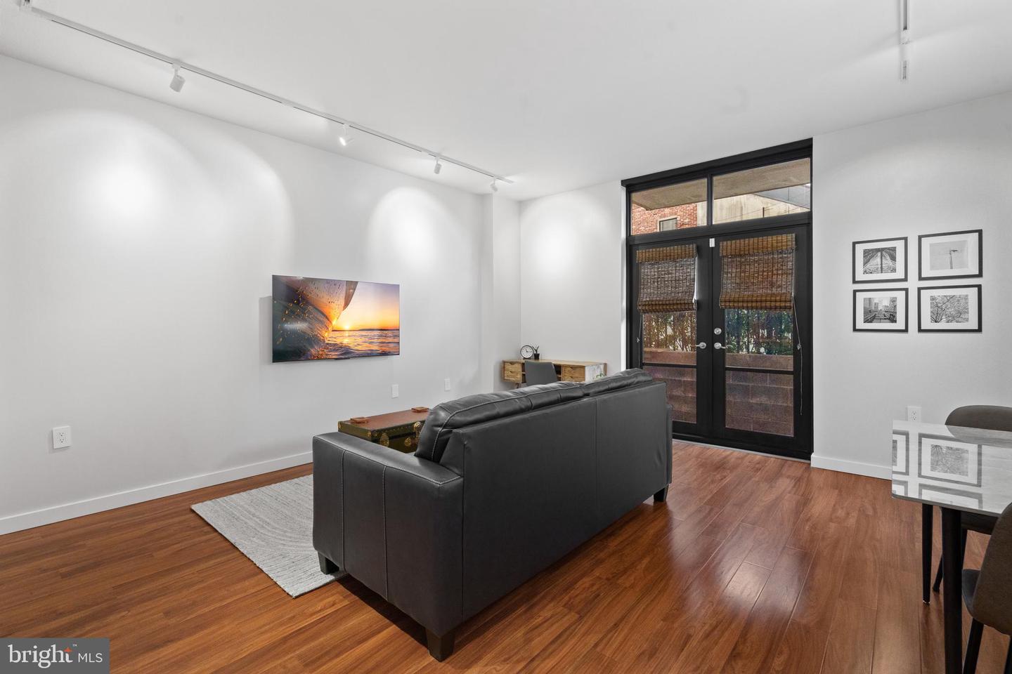 437 NEW YORK AVE NW #213, WASHINGTON, District Of Columbia 20001, 1 Bedroom Bedrooms, ,1 BathroomBathrooms,Residential,For sale,437 NEW YORK AVE NW #213,DCDC2173732 MLS # DCDC2173732