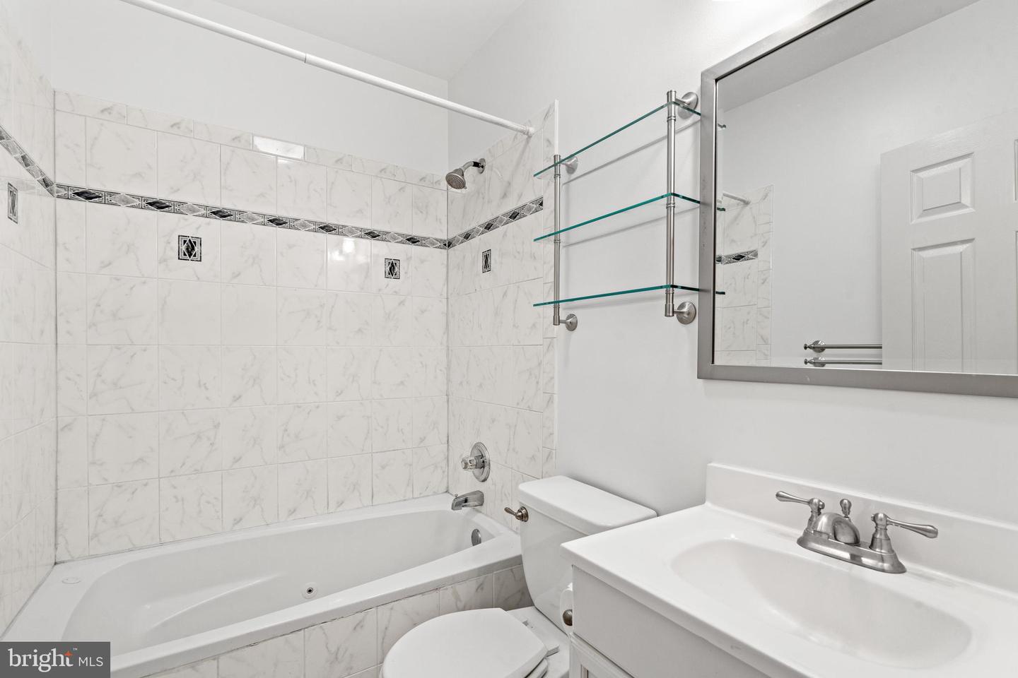 1030 FAIRMONT ST NW #104, WASHINGTON, District Of Columbia 20001, 3 Bedrooms Bedrooms, ,2 BathroomsBathrooms,Residential,For sale,1030 FAIRMONT ST NW #104,DCDC2156974 MLS # DCDC2156974