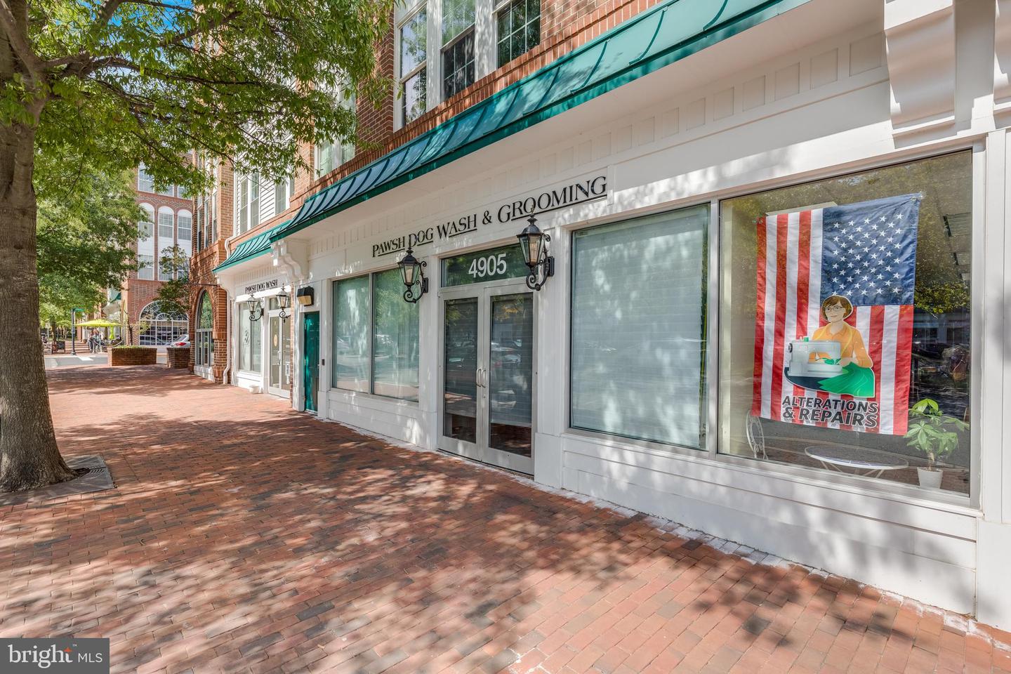 400 CAMERON STATION BLVD #421, ALEXANDRIA, Virginia 22304, 2 Bedrooms Bedrooms, ,2 BathroomsBathrooms,Residential,For sale,400 CAMERON STATION BLVD #421,VAAX2040254 MLS # VAAX2040254