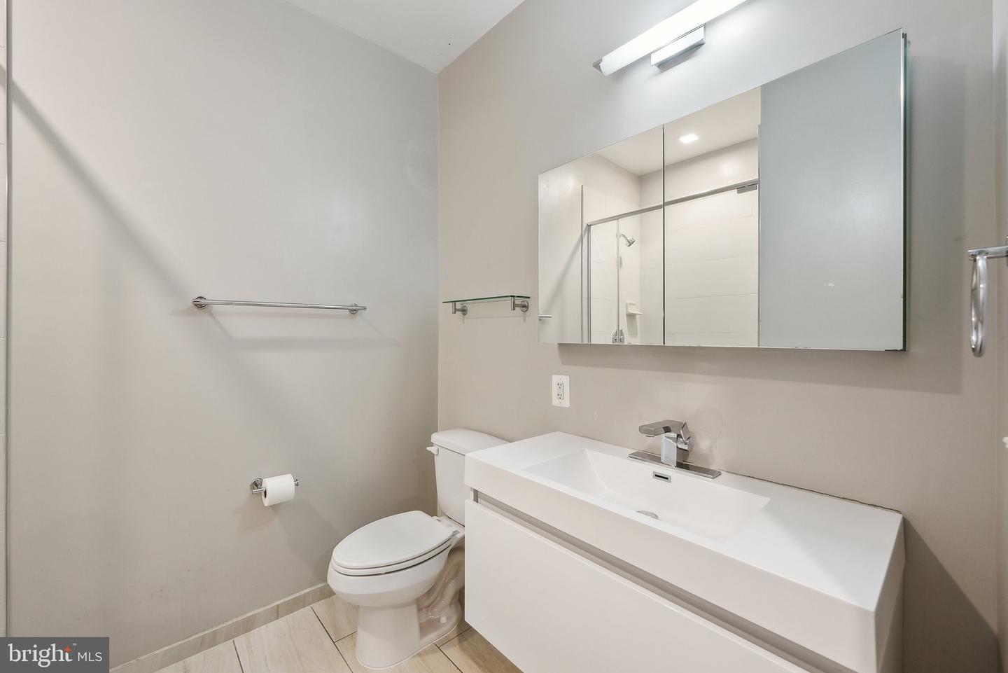 989 S BUCHANAN ST #216, ARLINGTON, Virginia 22204, 1 Bedroom Bedrooms, ,1 BathroomBathrooms,Residential,For sale,989 S BUCHANAN ST #216,VAAR2052012 MLS # VAAR2052012