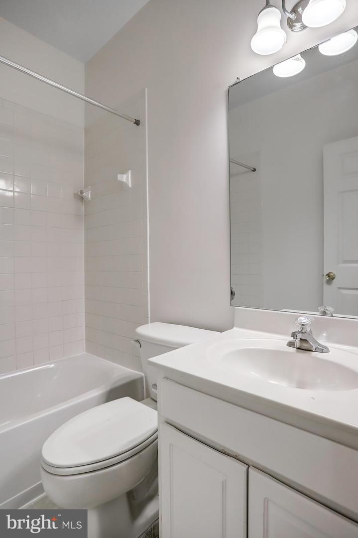 69 DANBURY ST SW, WASHINGTON, District Of Columbia 20032, 3 Bedrooms Bedrooms, ,3 BathroomsBathrooms,Residential,For sale,69 DANBURY ST SW,DCDC2173700 MLS # DCDC2173700