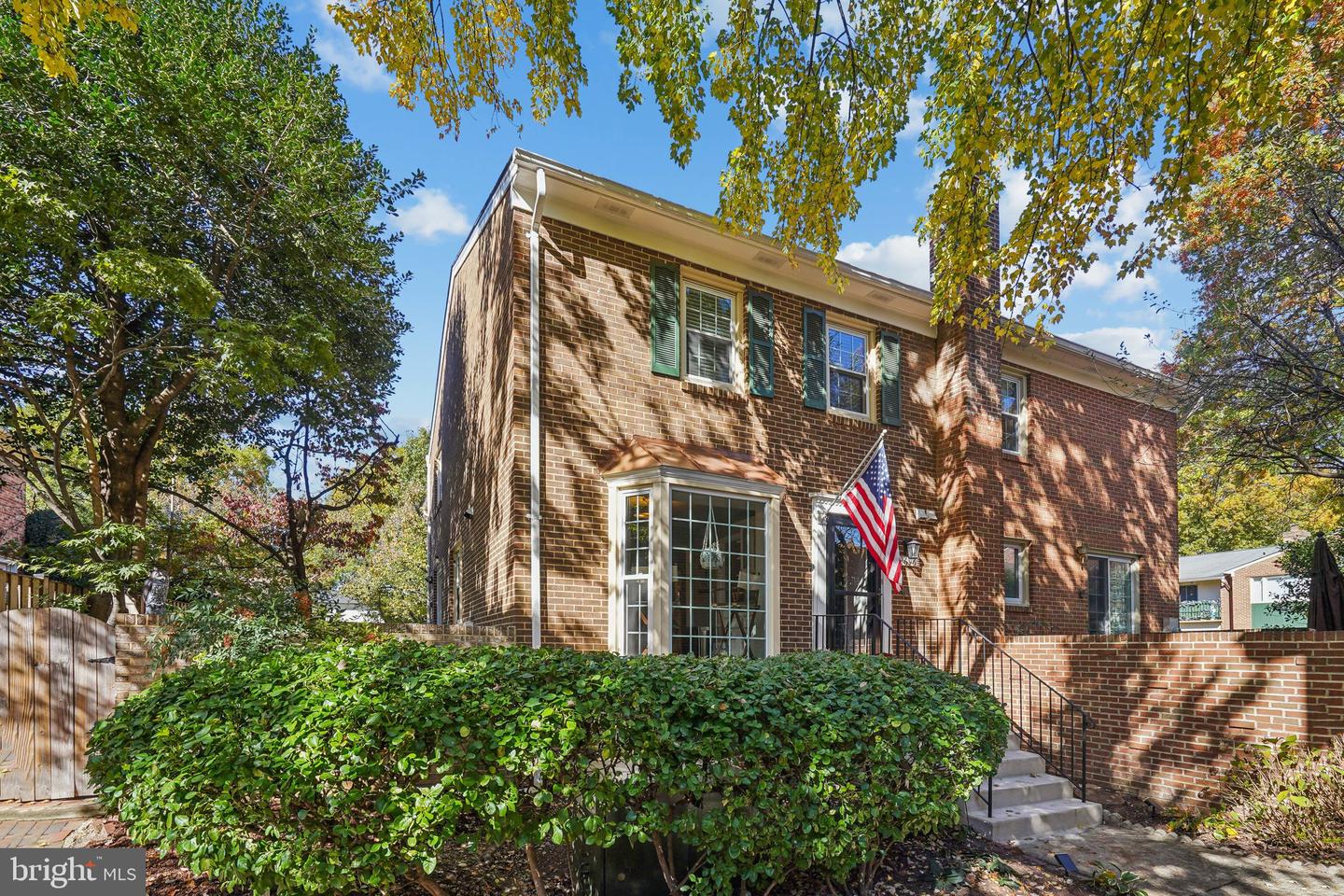 2696 CENTENNIAL CT, ALEXANDRIA, Virginia 22311, 3 Bedrooms Bedrooms, ,3 BathroomsBathrooms,Residential,For sale,2696 CENTENNIAL CT,VAAX2040576 MLS # VAAX2040576