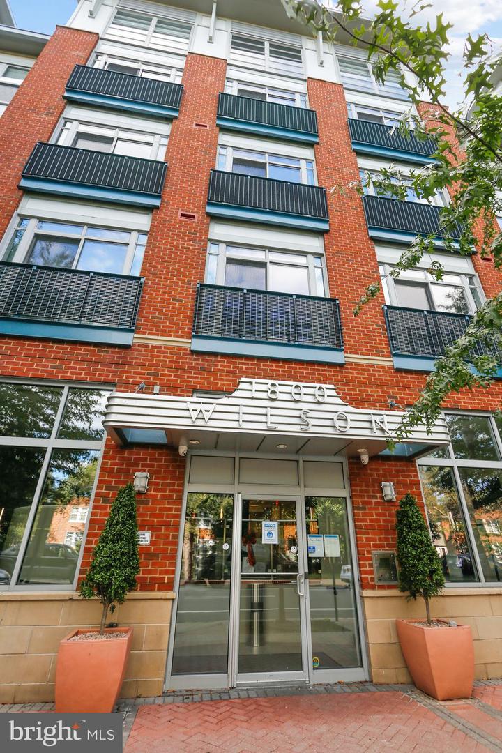 1800 N WILSON BLVD #405, ARLINGTON, Virginia 22201, 1 Bedroom Bedrooms, ,1 BathroomBathrooms,Residential,For sale,1800 N WILSON BLVD #405,VAAR2052196 MLS # VAAR2052196