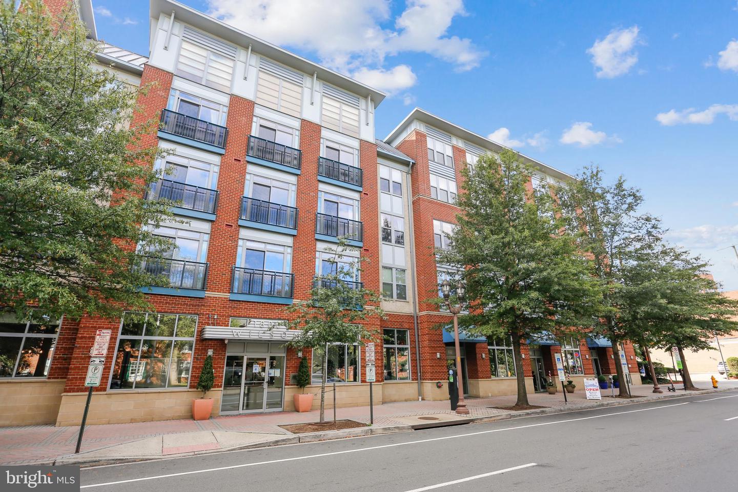 1800 N WILSON BLVD #405, ARLINGTON, Virginia 22201, 1 Bedroom Bedrooms, ,1 BathroomBathrooms,Residential,For sale,1800 N WILSON BLVD #405,VAAR2052196 MLS # VAAR2052196