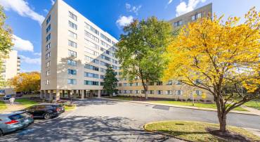 6631 WAKEFIELD DR #817, ALEXANDRIA, Virginia 22307, 2 Bedrooms Bedrooms, 5 Rooms Rooms,1 BathroomBathrooms,Residential,For sale,6631 WAKEFIELD DR #817,VAFX2217082 MLS # VAFX2217082