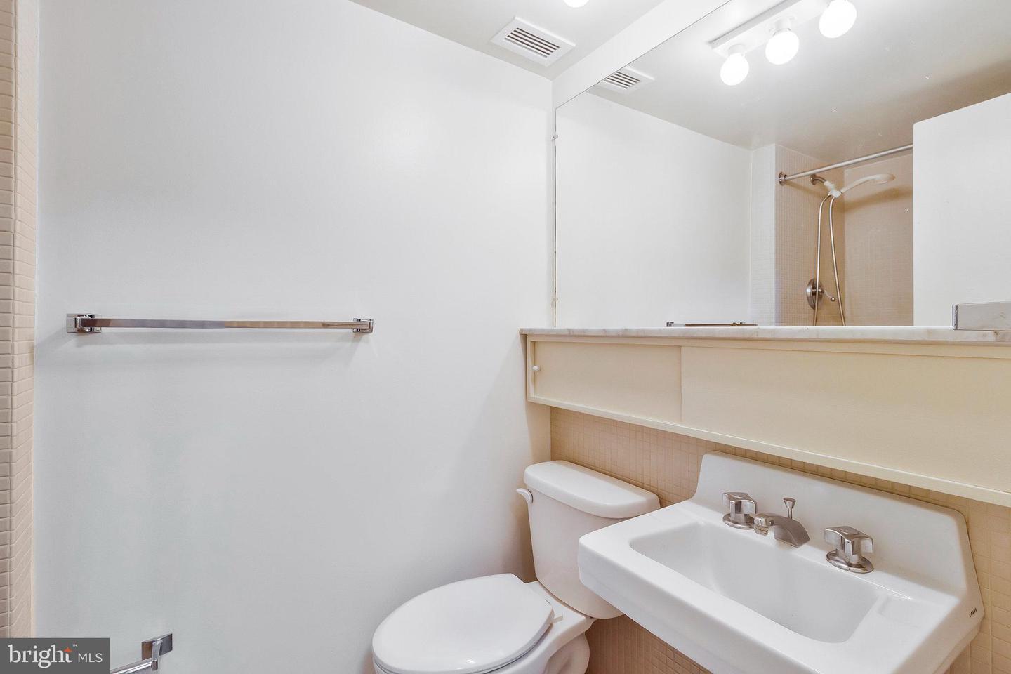 429 N ST SW #S406, WASHINGTON, District Of Columbia 20024, 2 Bedrooms Bedrooms, ,2 BathroomsBathrooms,Residential,For sale,429 N ST SW #S406,DCDC2170476 MLS # DCDC2170476