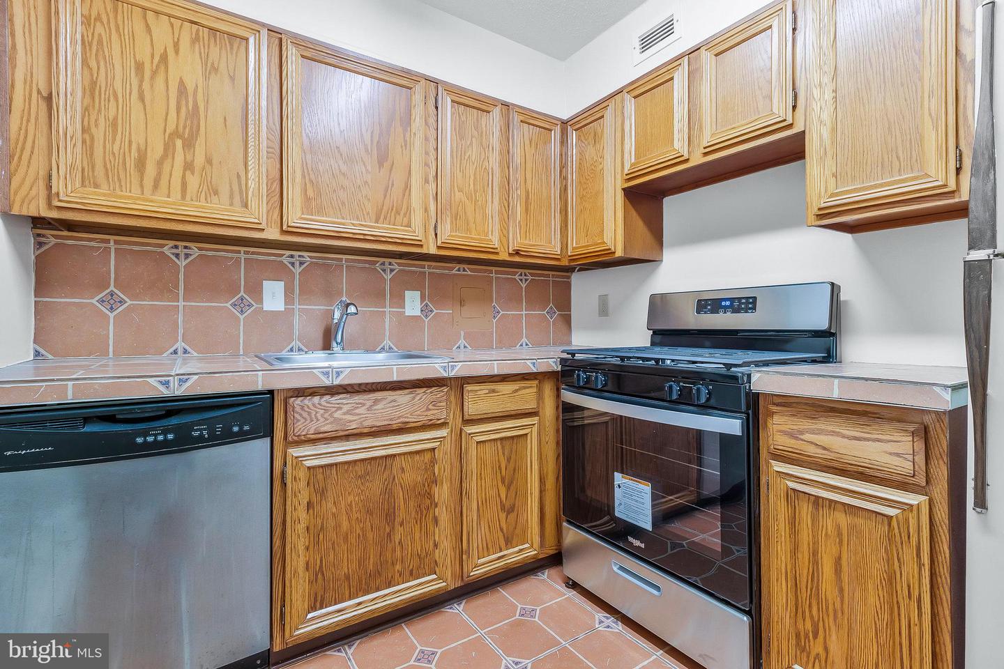 429 N ST SW #S406, WASHINGTON, District Of Columbia 20024, 2 Bedrooms Bedrooms, ,2 BathroomsBathrooms,Residential,For sale,429 N ST SW #S406,DCDC2170476 MLS # DCDC2170476