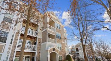 503 SUNSET VIEW TER SE #306, LEESBURG, Virginia 20175, 3 Bedrooms Bedrooms, ,2 BathroomsBathrooms,Residential,For sale,503 SUNSET VIEW TER SE #306,VALO2085708 MLS # VALO2085708