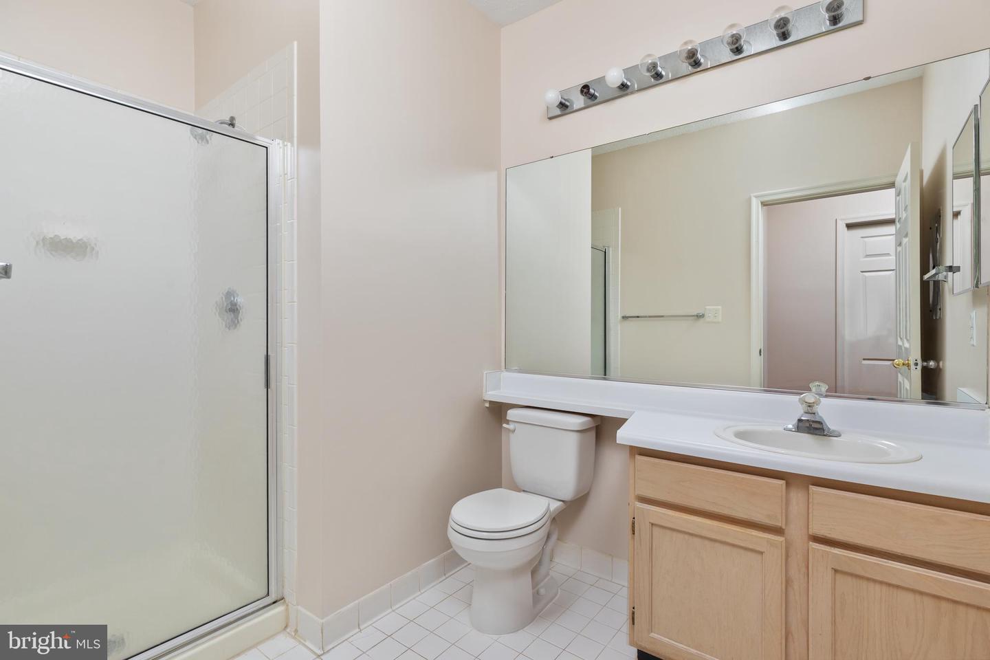 1705 LAKE SHORE CREST DR #25, RESTON, Virginia 20190, 2 Bedrooms Bedrooms, ,2 BathroomsBathrooms,Residential,For sale,1705 LAKE SHORE CREST DR #25,VAFX2216880 MLS # VAFX2216880