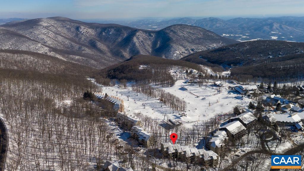 326 DOBIE CONDOS, WINTERGREEN RESORT, Virginia 22967, 2 Bedrooms Bedrooms, ,2 BathroomsBathrooms,Residential,For sale,326 DOBIE CONDOS,659936 MLS # 659936