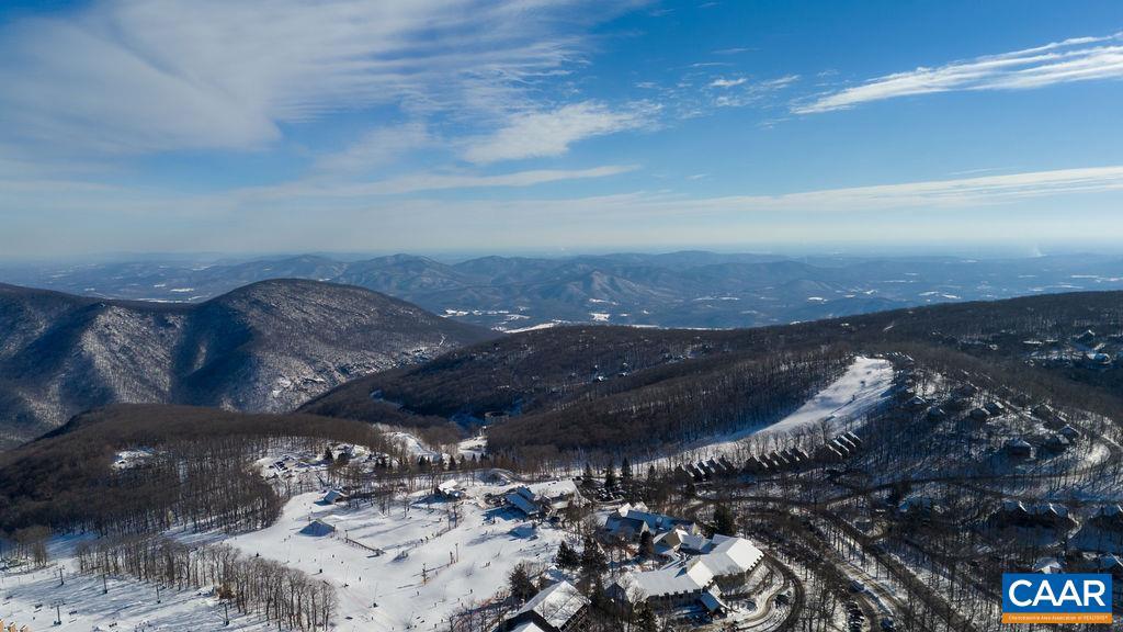 326 DOBIE CONDOS, WINTERGREEN RESORT, Virginia 22967, 2 Bedrooms Bedrooms, ,2 BathroomsBathrooms,Residential,For sale,326 DOBIE CONDOS,659936 MLS # 659936