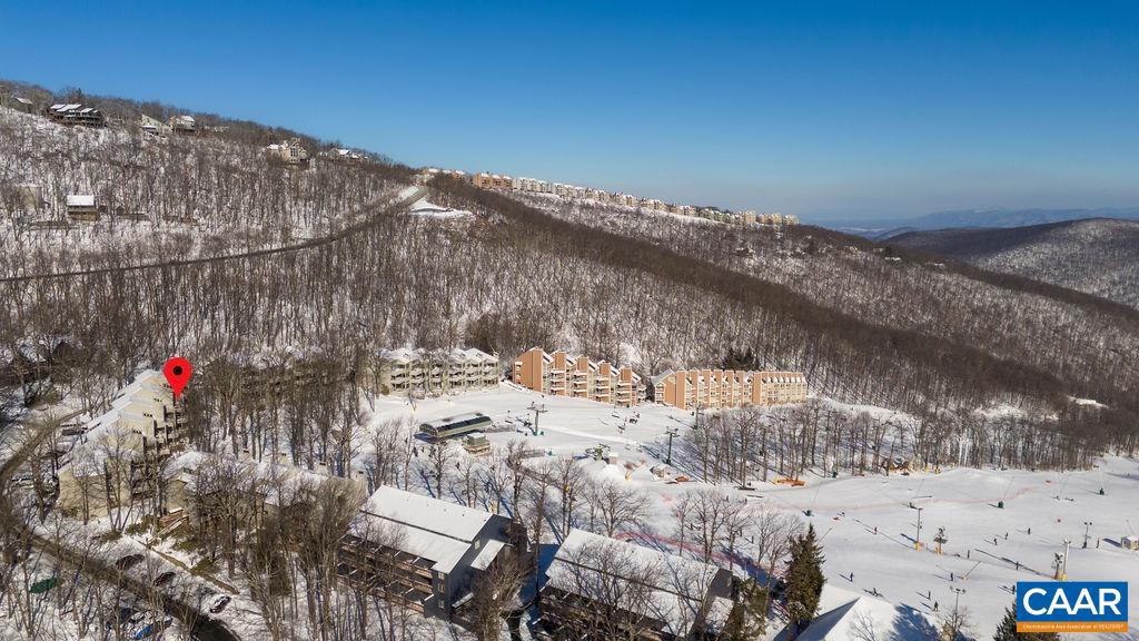 326 DOBIE CONDOS, WINTERGREEN RESORT, Virginia 22967, 2 Bedrooms Bedrooms, ,2 BathroomsBathrooms,Residential,For sale,326 DOBIE CONDOS,659936 MLS # 659936