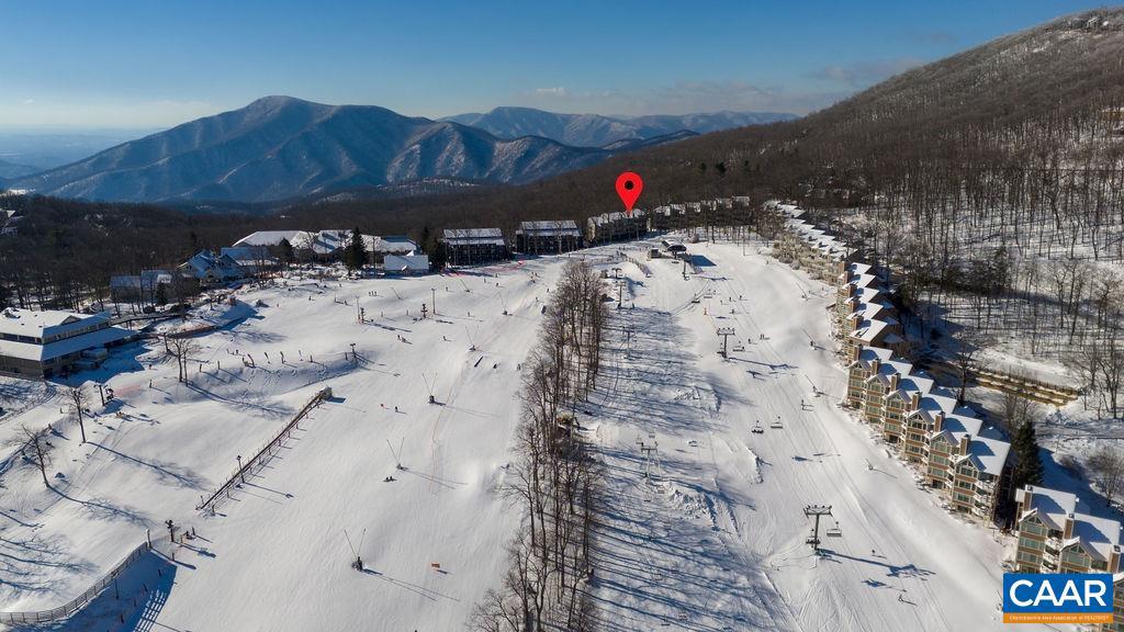 326 DOBIE CONDOS, WINTERGREEN RESORT, Virginia 22967, 2 Bedrooms Bedrooms, ,2 BathroomsBathrooms,Residential,For sale,326 DOBIE CONDOS,659936 MLS # 659936