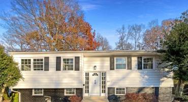 8413 WAGON WHEEL RD, ALEXANDRIA, Virginia 22309, 4 Bedrooms Bedrooms, ,3 BathroomsBathrooms,Residential,For sale,8413 WAGON WHEEL RD,VAFX2211988 MLS # VAFX2211988